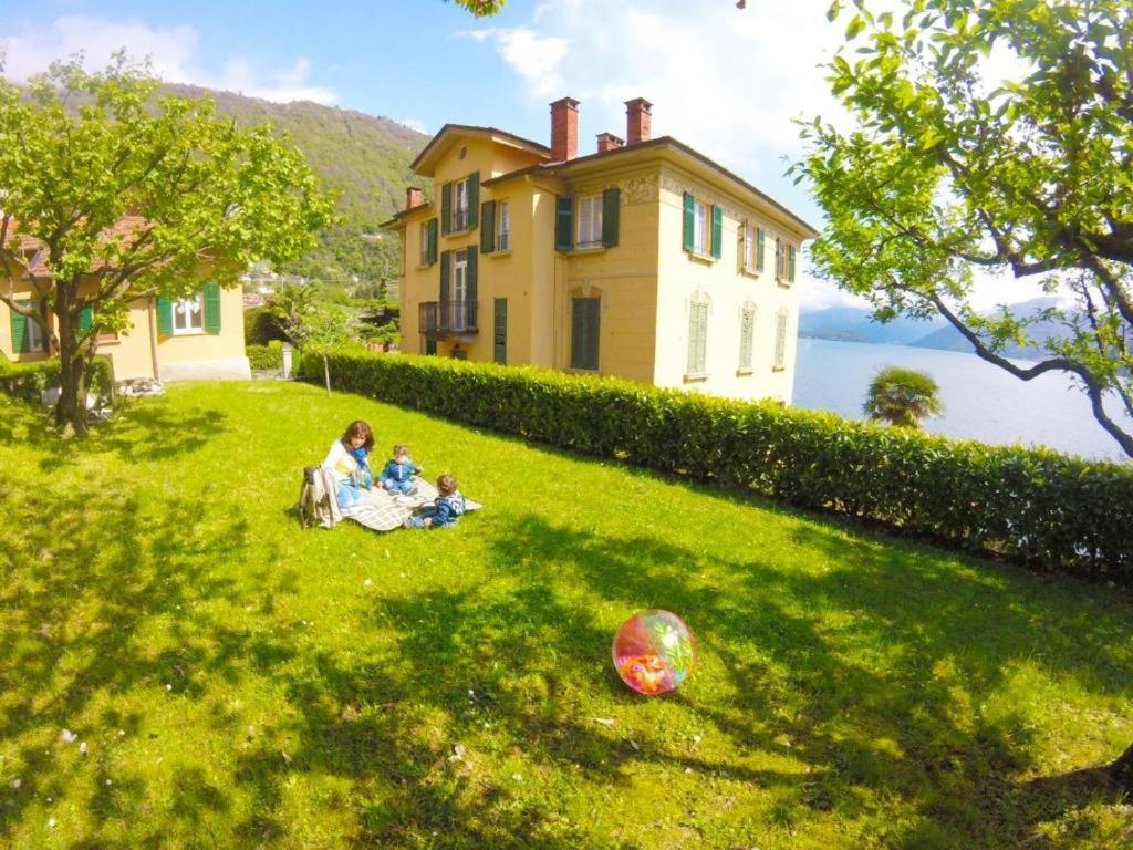 The Lovers - Independent Little House With Garden Villa Argegno Eksteriør billede